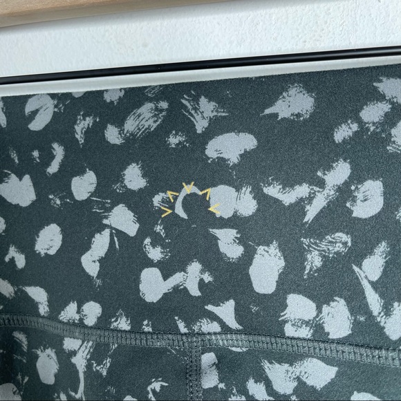 VARLEY Century Leggings High Rise 7/8 In Broken Mini Spot - Picture 15 of 16